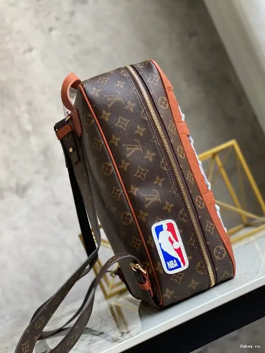 BOX VUITTON LVXNBA LOUIS BACKPACK SHOE 0522